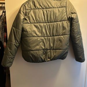Universal Thread Puffer Jacket Olive Green XS Water Resistant